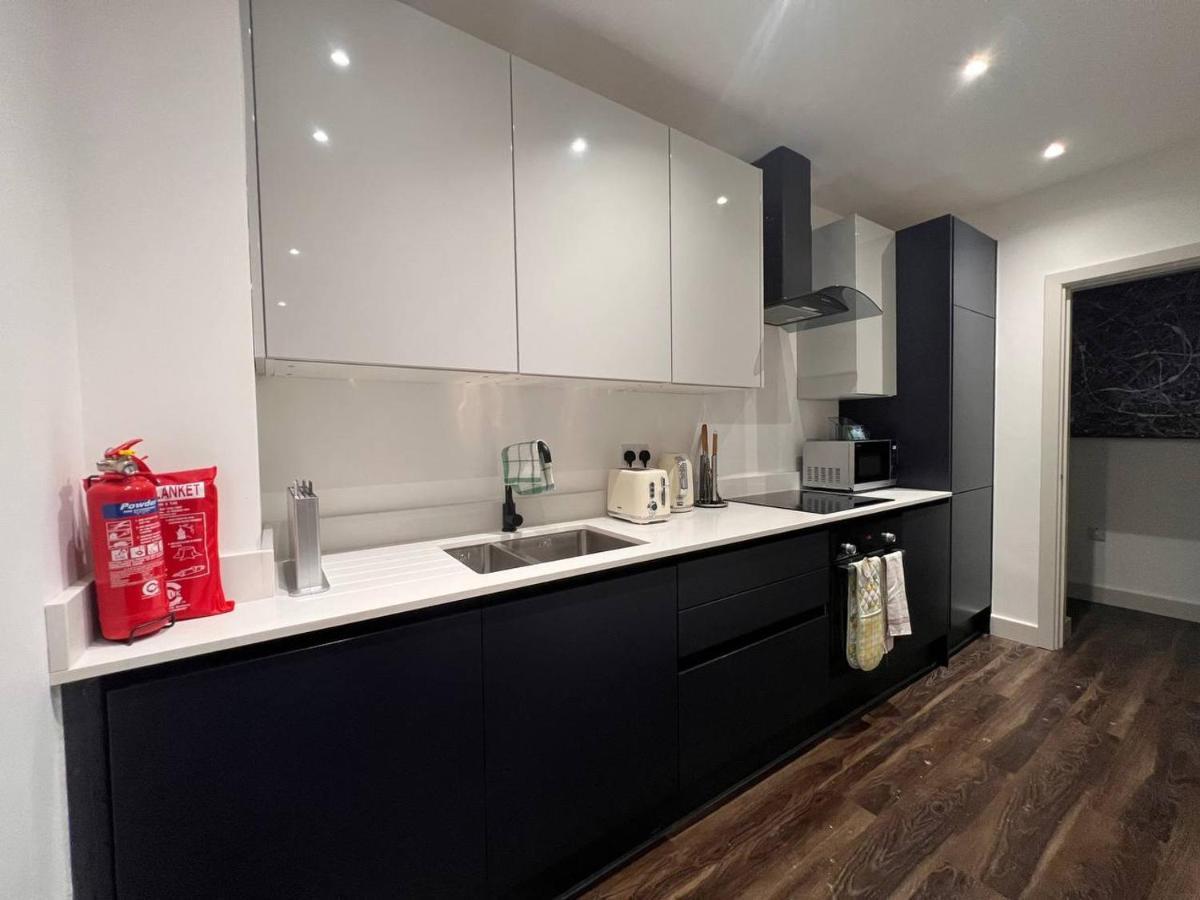 Star London Finchley Road 2-Bed Residence Bagian luar foto